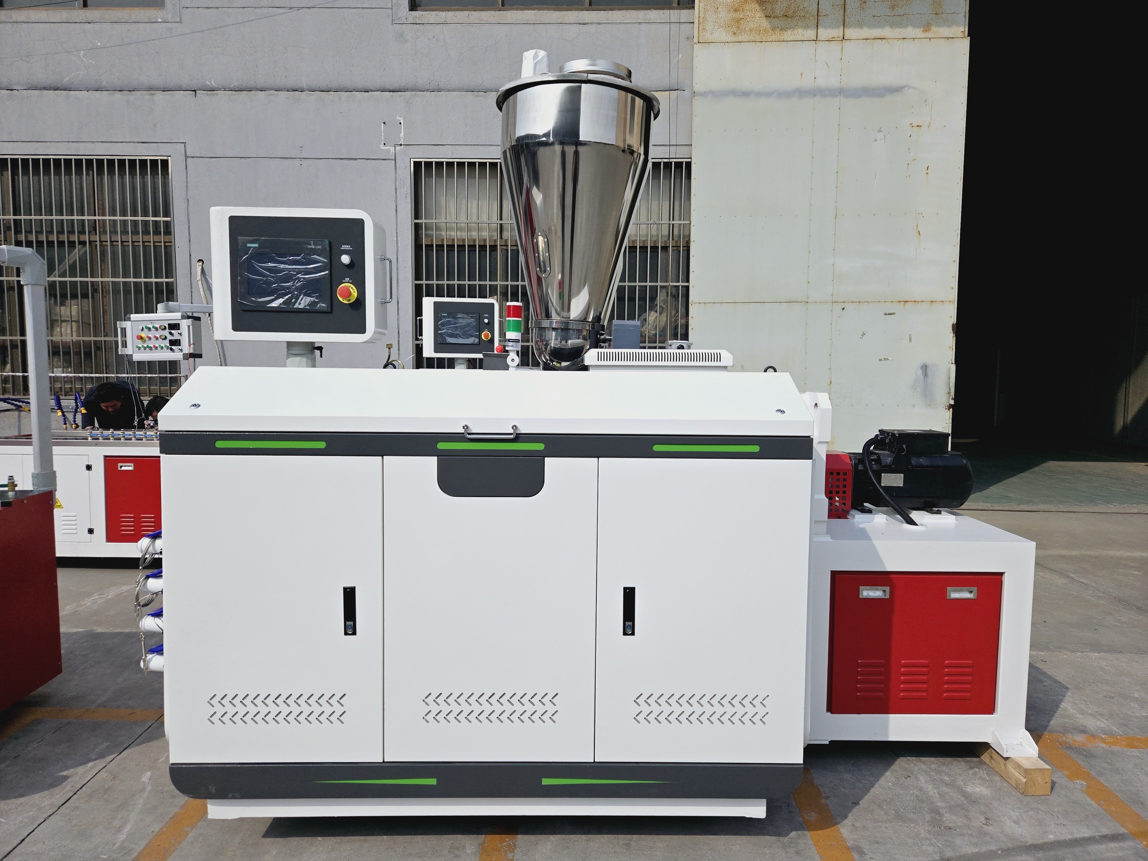 CONICAL TWIN SCREW EXTRUDER