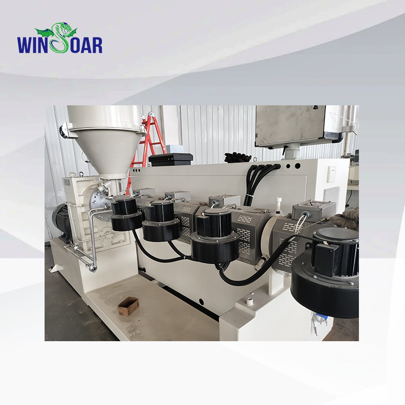 65 Single Screw Extruder Machine for PE Pipe/Profile Production