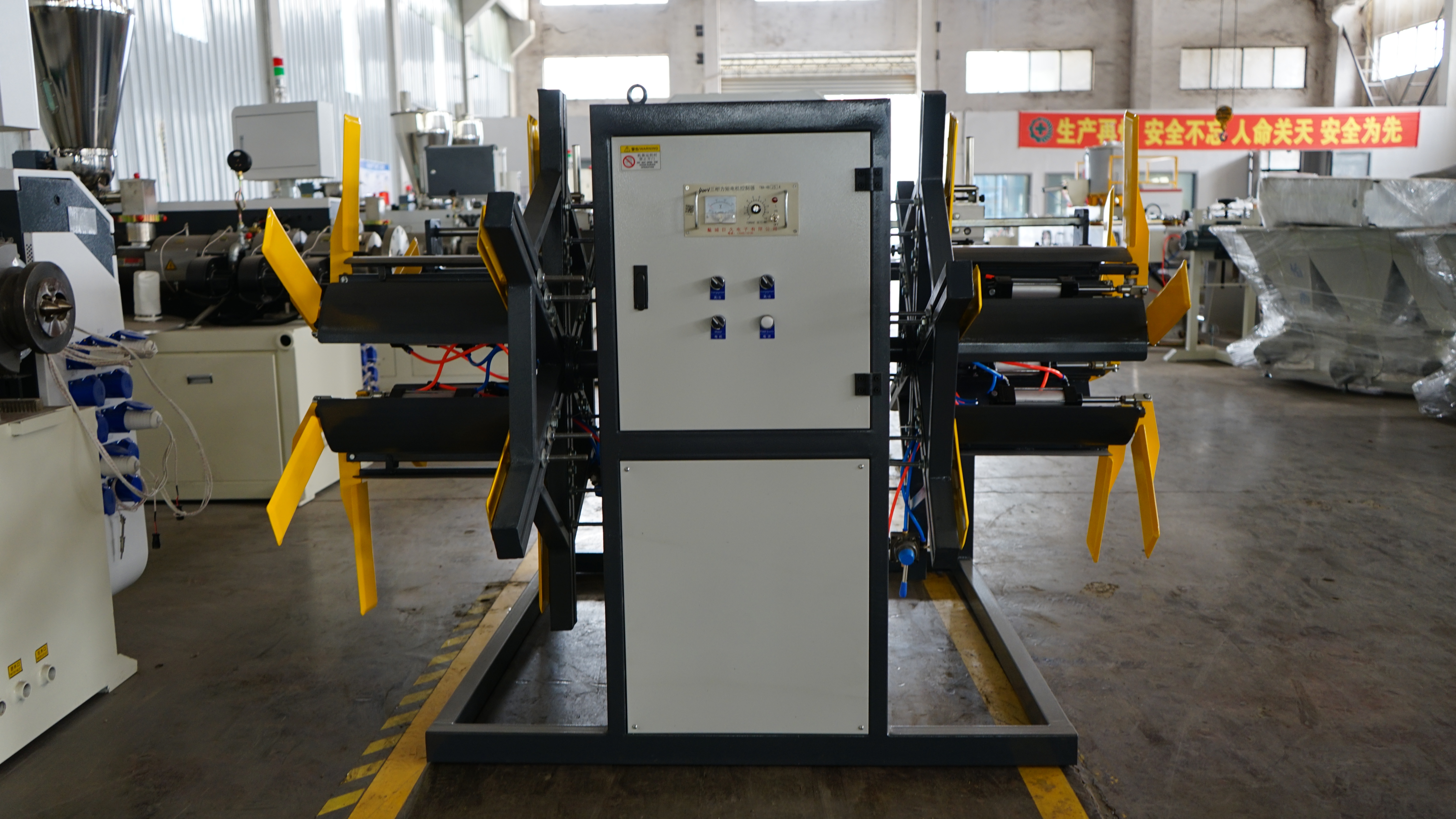 AUTOMATIC WINDING MACHINE