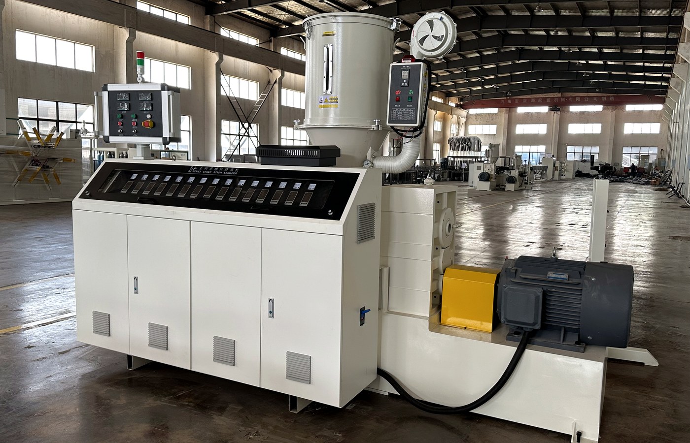 Single screw extruder for PPR pipe production line