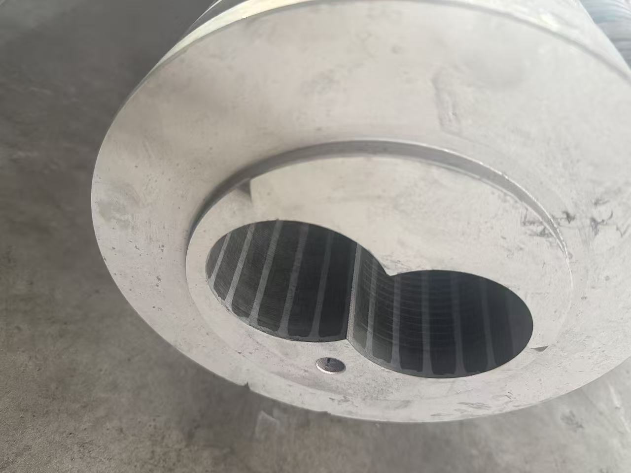 Bi-metallic Alloy Screw And Barrel for Extruder