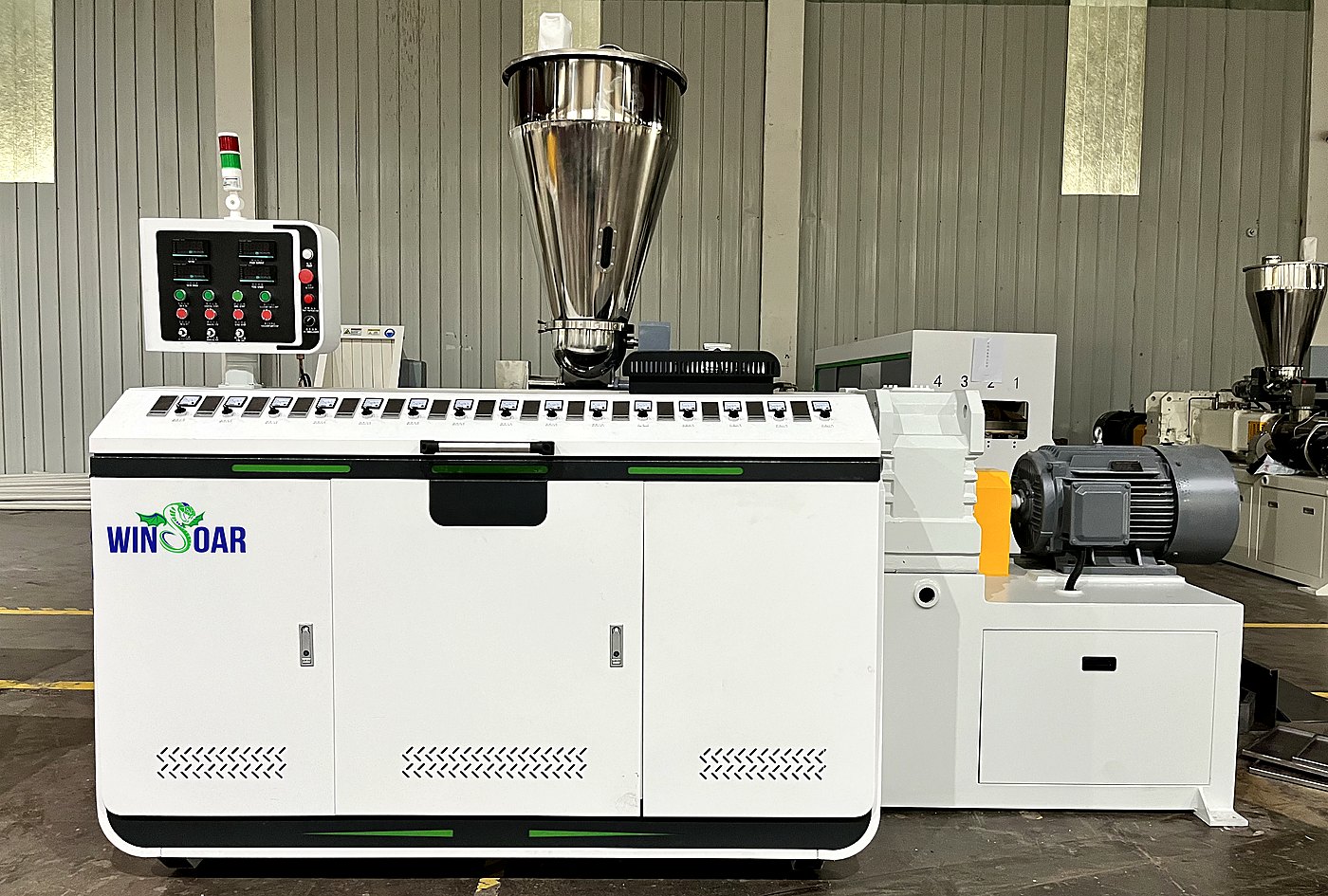 Conical twin screw extruder for 16-63mm PVC pipe making machine