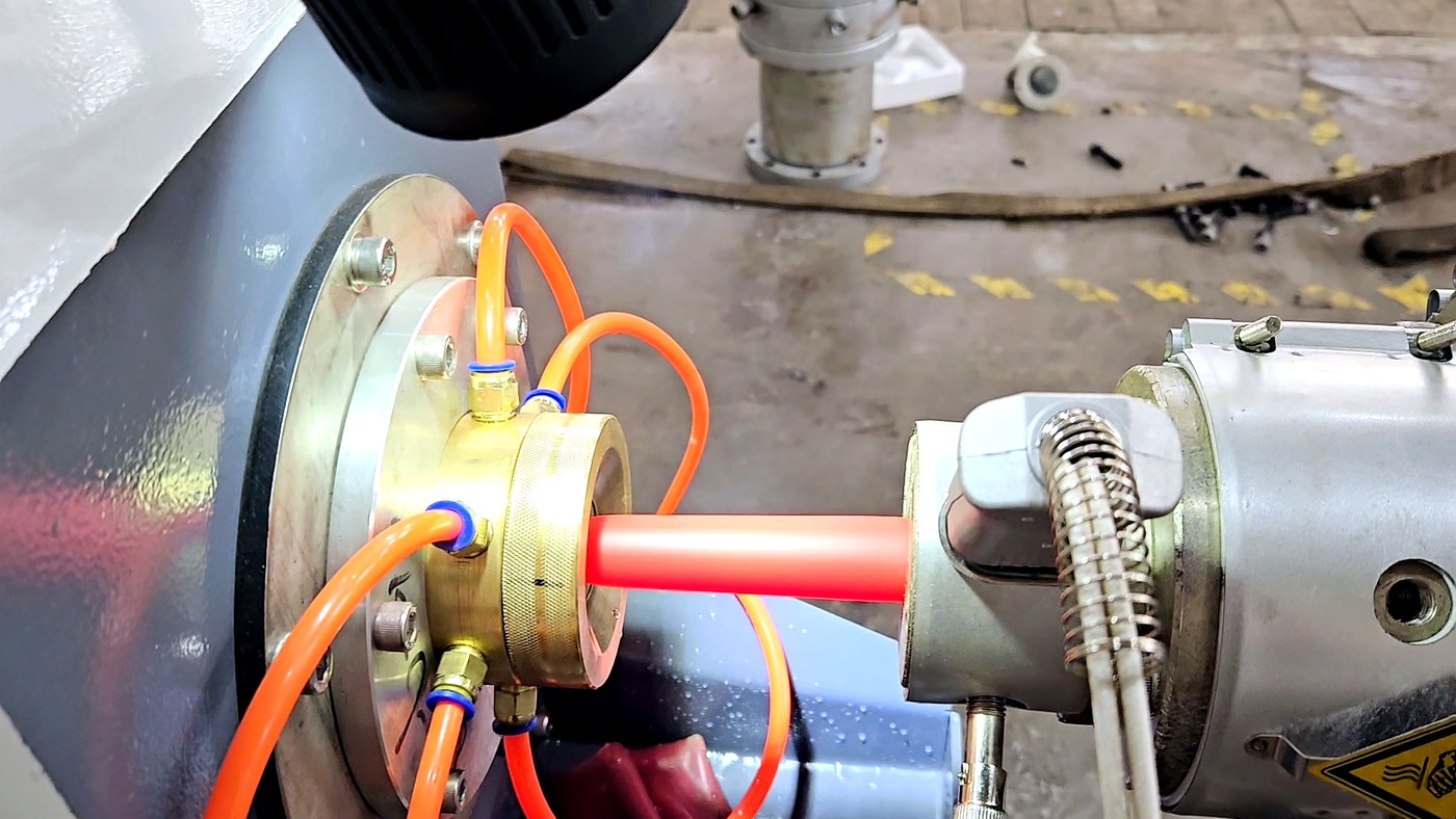 PE-RT pipe extrusion die head for floor heating pipe production